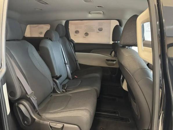 Kia Carnival IV с пробегом 2021 года, цена 3 159 800 рублей, 141711 км, минивэн, Автокод Объявления