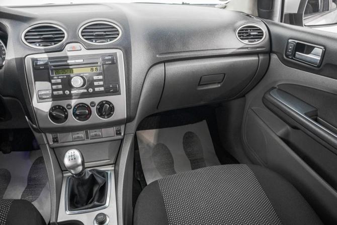 Ford Focus II Рестайлинг с пробегом 2011 года, цена 499 000 рублей, 265000 км, седан, Автокод Объявления