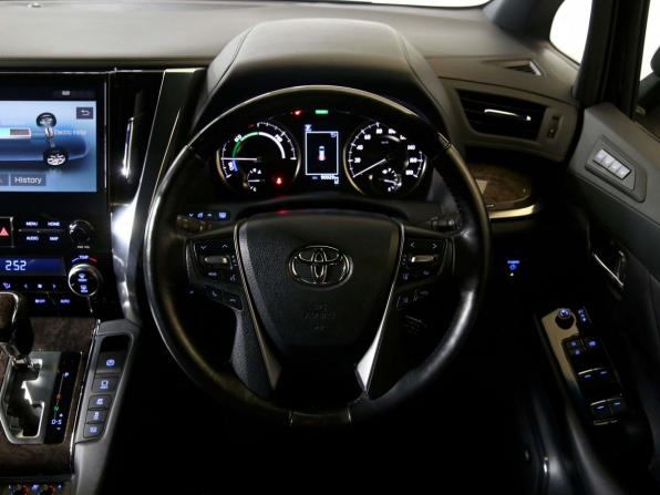 Toyota Alphard III Рестайлинг с пробегом 2022 года, цена 5 500 000 рублей, 90029 км, минивэн, Автокод Объявления
