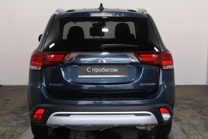 Mitsubishi Outlander III Рестайлинг 3 с пробегом 2020 года, цена 2 499 000 рублей, 78000 км, внедорожник, Автокод Объявления