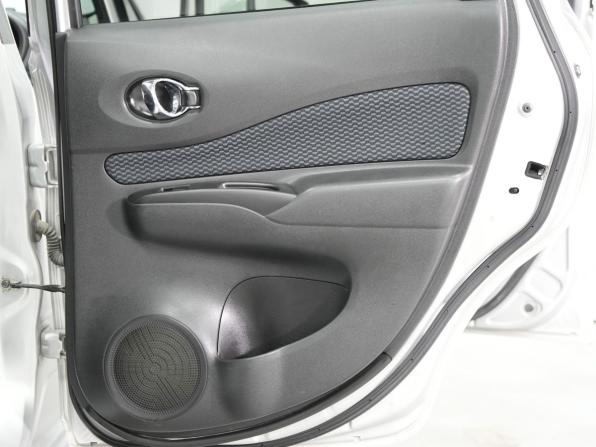 Nissan Note II с пробегом 2015 года, цена 860 000 рублей, 89350 км, хэтчбек, Автокод Объявления