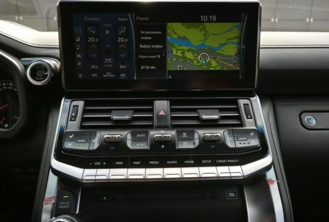 Toyota Land Cruiser 300 Series с пробегом 2021 года, цена 11 200 000 рублей, 37471 км, внедорожник, Автокод Объявления