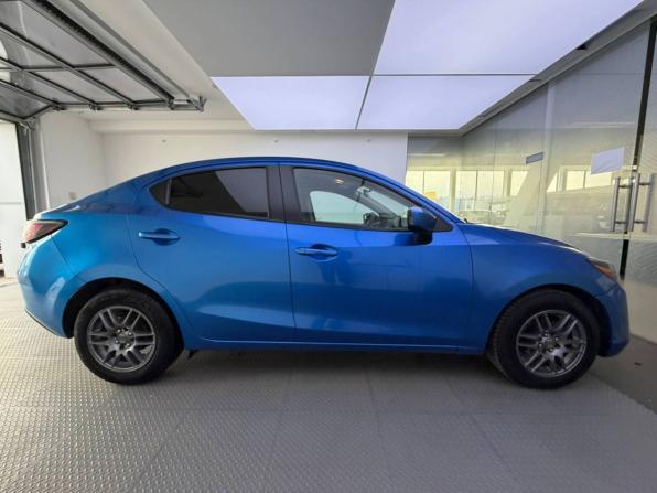 Toyota Yaris III Рестайлинг 2 с пробегом 2017 года, цена 1 095 000 рублей, 129349 км, хэтчбек, Автокод Объявления