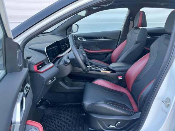 Geely Coolray I Рестайлинг с пробегом 2024 года, цена 2 195 000 рублей, 25539 км, внедорожник, Автокод Объявления