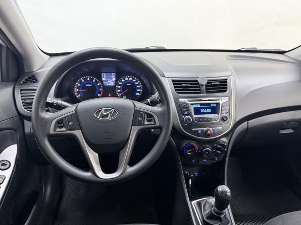 Hyundai Solaris I Рестайлинг с пробегом 2014 года, цена 999 000 рублей, 107860 км, седан, Автокод Объявления