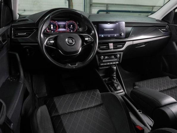 Skoda Rapid II с пробегом 2021 года, цена 1 749 000 рублей, 116060 км, лифтбек, Автокод Объявления