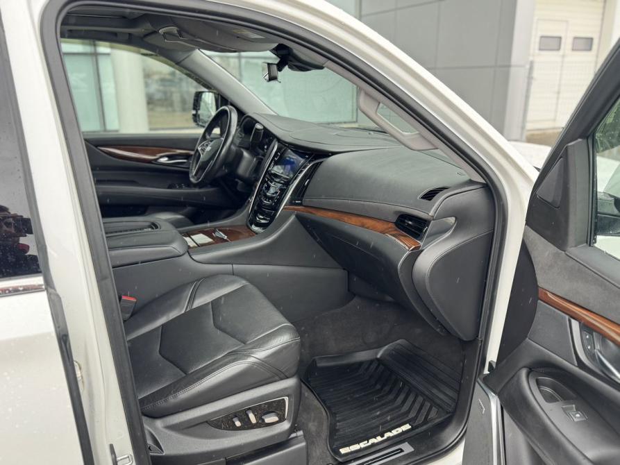 Cadillac Escalade IV Тверь  - изображение 17