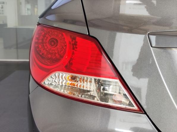 Hyundai Solaris I с пробегом 2013 года, цена 700 000 рублей, 128900 км, седан, Автокод Объявления