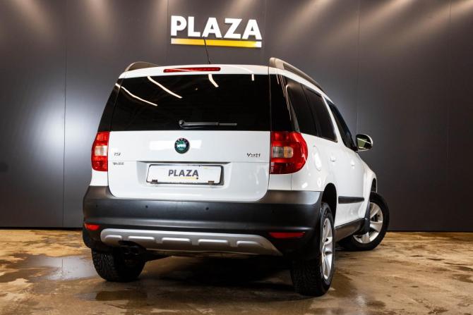 Skoda Yeti I с пробегом 2013 года, цена 889 000 рублей, 208358 км, внедорожник, Автокод Объявления