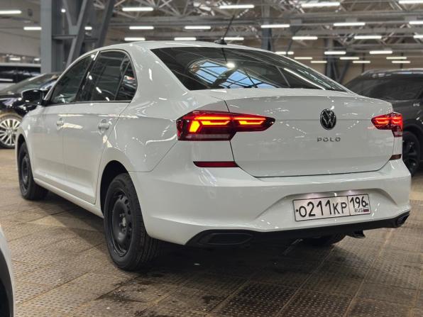 Volkswagen Polo VI с пробегом 2021 года, цена 1 570 000 рублей, 88977 км, лифтбек, Автокод Объявления