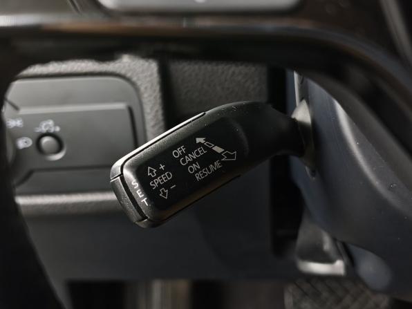 Volkswagen Touareg II с пробегом 2013 года, цена 1 575 000 рублей, 242298 км, внедорожник, Автокод Объявления