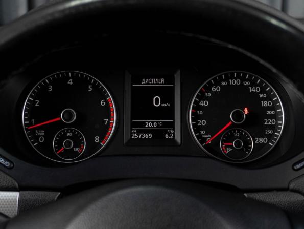 Volkswagen Jetta VI с пробегом 2013 года, цена 899 000 рублей, 257369 км, седан, Автокод Объявления