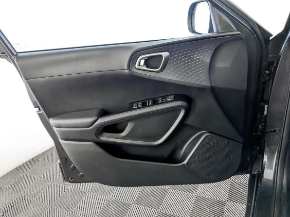 Kia Soul III с пробегом 2021 года, цена 1 999 000 рублей, 61437 км, хэтчбек, Автокод Объявления