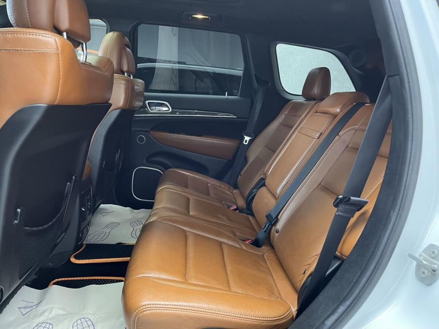 Jeep Grand Cherokee IV (WK2) Рестайлинг Новосибирск  - изображение 15
