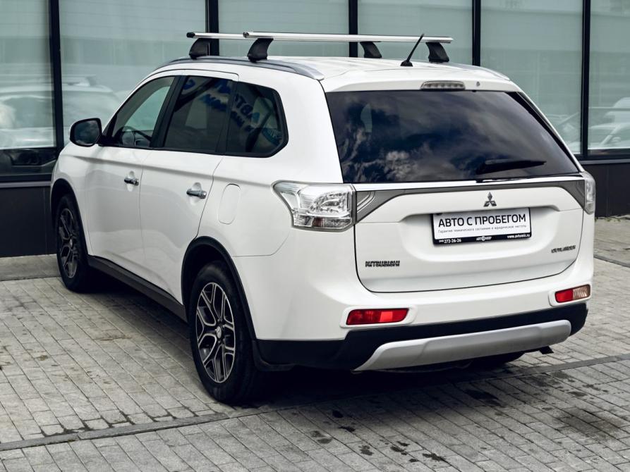 Mitsubishi Outlander III Екатеринбург  - изображение 3