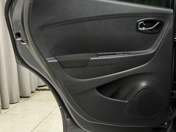 Renault Kaptur I с пробегом 2017 года, цена 1 799 000 рублей, 78090 км, внедорожник, Автокод Объявления