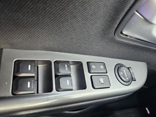 Kia Rio III Рестайлинг с пробегом 2015 года, цена 999 000 рублей, 165270 км, седан, Автокод Объявления