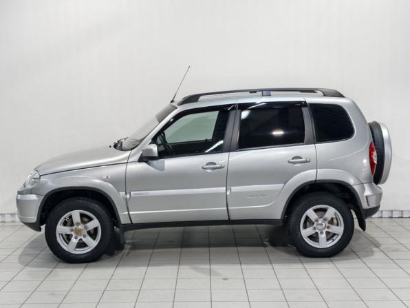 Chevrolet Niva I Рестайлинг с пробегом 2015 года, цена 653 300 рублей, 104228 км, внедорожник, Автокод Объявления