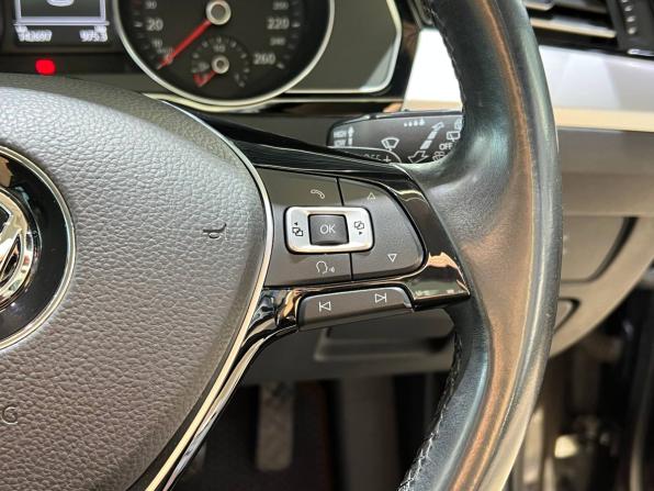 Volkswagen Passat B8 с пробегом 2015 года, цена 1 620 000 рублей, 142688 км, универсал, Автокод Объявления