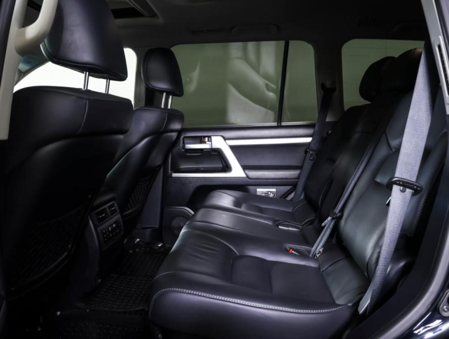 Toyota Land Cruiser 200 Series Рестайлинг 2 Москва  - изображение 11