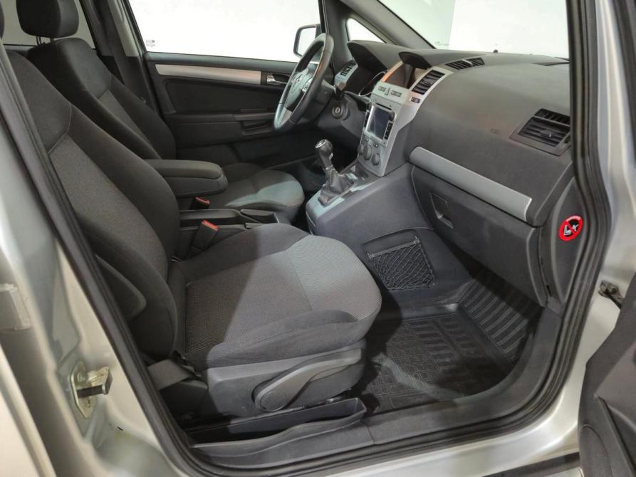 Opel Zafira B Рестайлинг Альметьевск  - изображение 13