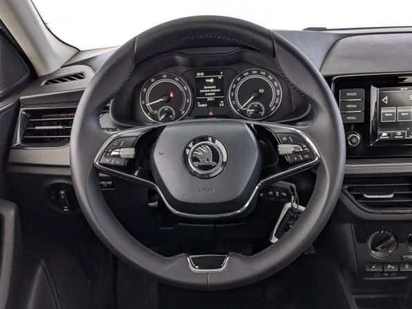 Skoda Rapid II с пробегом 2021 года, цена 1 110 000 рублей, 194871 км, лифтбек, Автокод Объявления