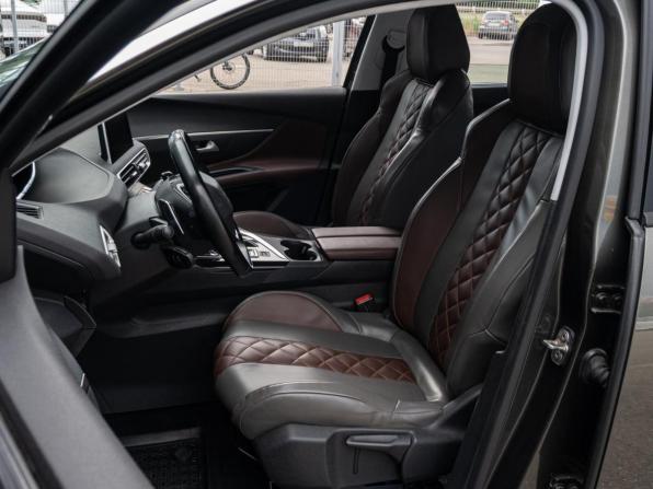 Peugeot 5008 II с пробегом 2019 года, цена 1 680 000 рублей, 107635 км, внедорожник, Автокод Объявления