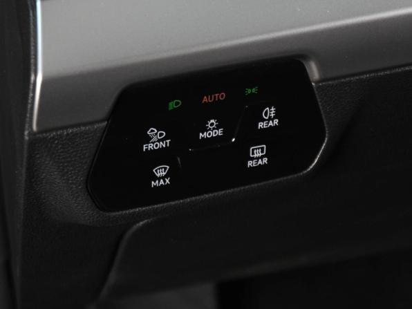 Volkswagen Lamando II с пробегом 2025 года, цена 3 209 000 рублей, 134 км, лифтбек, Автокод Объявления