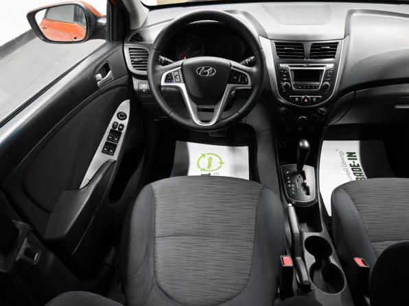Hyundai Solaris I Рестайлинг с пробегом 2015 года, цена 775 000 рублей, 192732 км, хэтчбек, Автокод Объявления