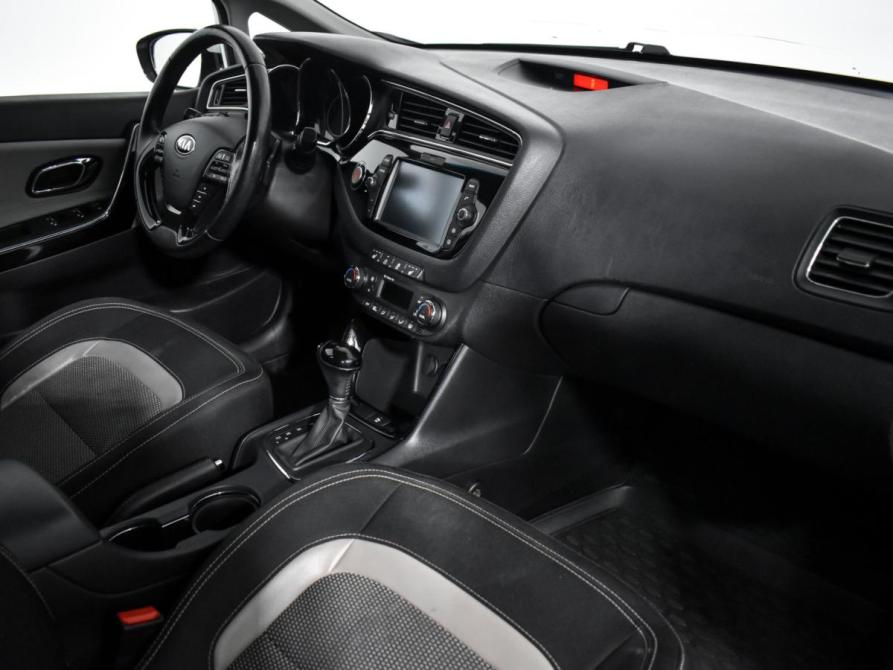 Kia Ceed II Рестайлинг Санкт-Петербург  - изображение 13