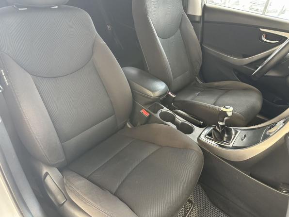 Hyundai Elantra V (MD) с пробегом 2012 года, цена 719 000 рублей, 265717 км, седан, Автокод Объявления