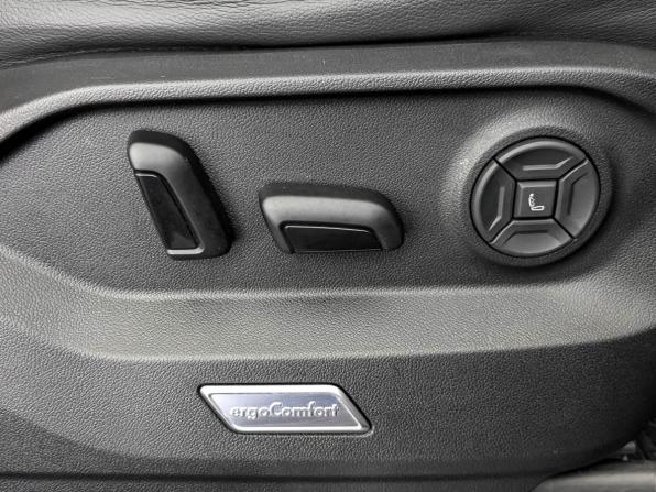 Volkswagen Touareg III с пробегом 2020 года, цена 6 399 000 рублей, 49910 км, внедорожник, Автокод Объявления