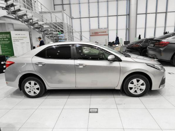 Toyota Corolla XI (E160 E170 E180) Рестайлинг 1 с пробегом 2018 года, цена 1 699 000 рублей, 168418 км, седан, Автокод Объявления
