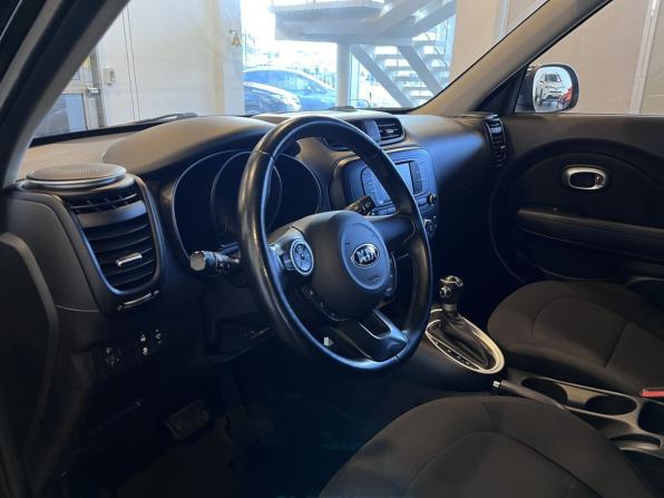 Kia Soul II Рестайлинг с пробегом 2018 года, цена 1 450 000 рублей, 81643 км, хэтчбек, Автокод Объявления