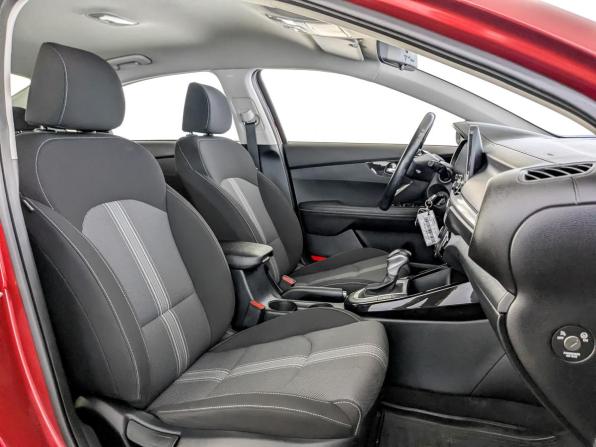 Kia Cerato IV Рестайлинг с пробегом 2021 года, цена 2 100 000 рублей, 73841 км, седан, Автокод Объявления