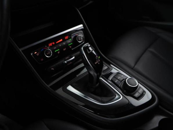 BMW 2 серии Active Tourer F45 Рестайлинг с пробегом 2018 года, цена 1 698 055 рублей, 121318 км, компактвэн, Автокод Объявления