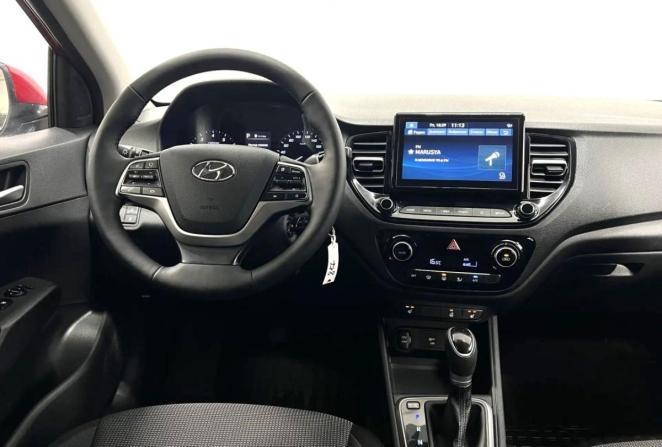 Hyundai Solaris II с пробегом 2020 года, цена 1 250 000 рублей, 191635 км, седан, Автокод Объявления