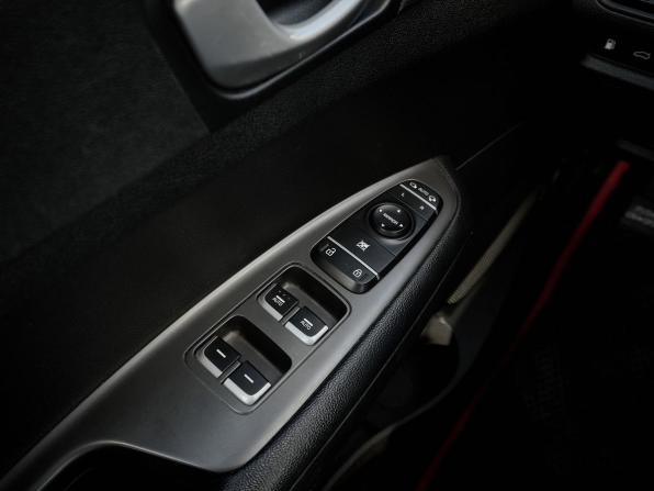 Kia Optima IV Рестайлинг с пробегом 2018 года, цена 1 748 000 рублей, 161900 км, седан, Автокод Объявления