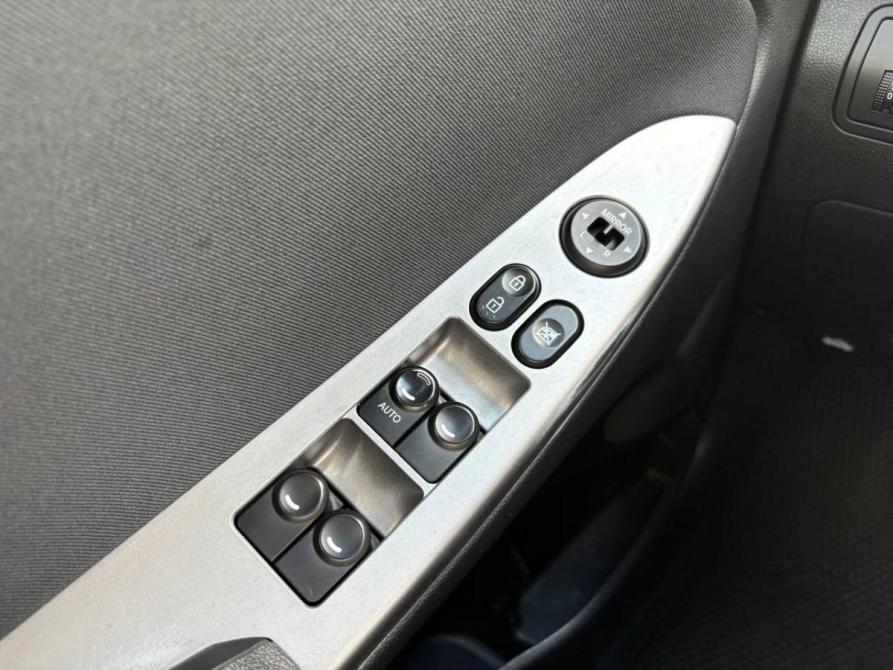 Hyundai Solaris I Рестайлинг Нижний Тагил  - изображение 12