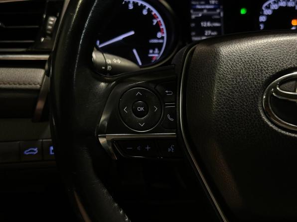 Toyota Camry VIII (XV70) с пробегом 2018 года, цена 2 450 000 рублей, 142728 км, седан, Автокод Объявления