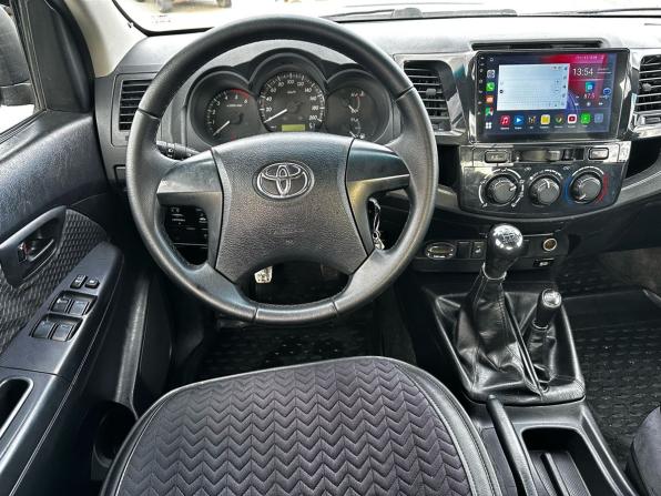Toyota Hilux VII Рестайлинг с пробегом 2014 года, цена 1 830 000 рублей, 250000 км, offers.body_type.unknown, Автокод Объявления