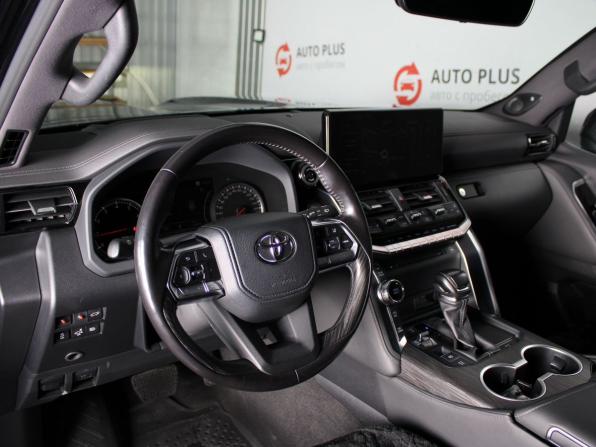 Toyota Land Cruiser 300 Series с пробегом 2021 года, цена 10 700 000 рублей, 70000 км, внедорожник, Автокод Объявления