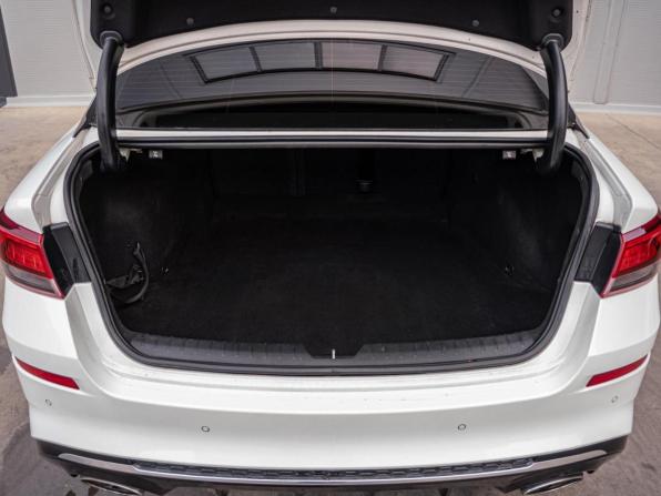 Kia Optima IV Рестайлинг с пробегом 2018 года, цена 2 173 000 рублей, 162685 км, седан, Автокод Объявления
