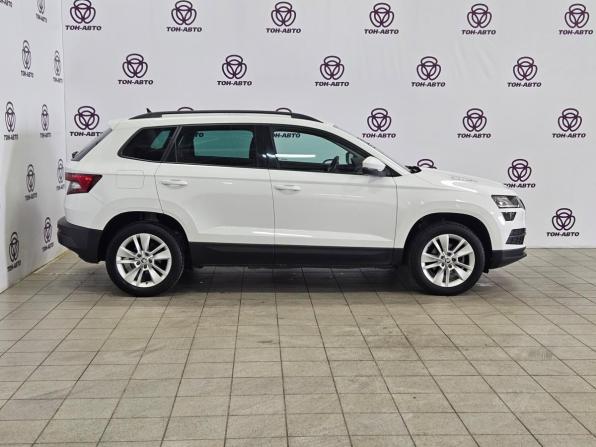 Skoda Karoq I с пробегом 2020 года, цена 2 285 000 рублей, 99446 км, внедорожник, Автокод Объявления