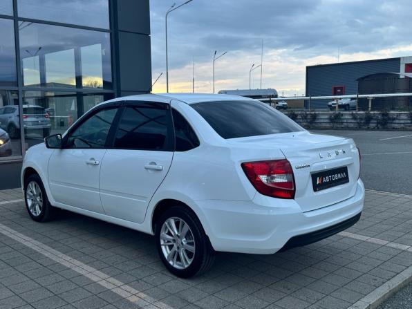 Lada (ВАЗ) Granta I Рестайлинг с пробегом 2025 года, цена 1 060 000 рублей, 10595 км, седан, Автокод Объявления