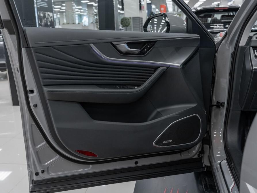 Hongqi HS5 I Рестайлинг Самара  - изображение 32