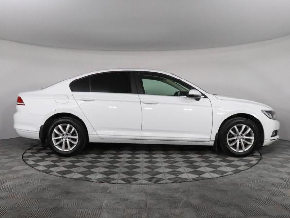 Volkswagen Passat B8 с пробегом 2016 года, цена 1 679 000 рублей, 129549 км, седан, Автокод Объявления