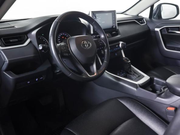 Toyota RAV4 V (XA50) с пробегом 2021 года, цена 2 790 000 рублей, 146049 км, внедорожник, Автокод Объявления