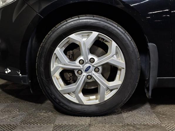 Ford Focus III с пробегом 2012 года, цена 589 000 рублей, 240100 км, универсал, Автокод Объявления