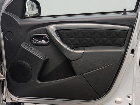 Renault Duster I Рестайлинг с пробегом 2017 года, цена 1 195 000 рублей, 160830 км, внедорожник, Автокод Объявления